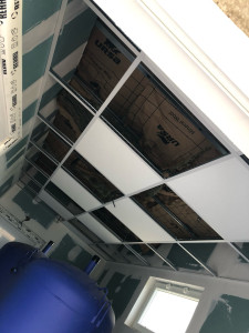 Photo de galerie - Faux plafond, dalle