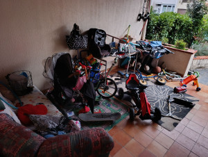 Photo de galerie - Voici une salle de jeux extérieur d'une famille de 3 enfants avant