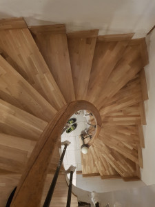 Photo de galerie - Restauration d'un escalier deux étages
