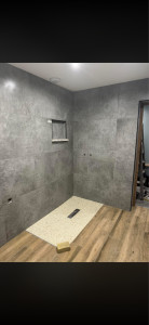 Photo de galerie - SDB 60x60 faïence , 20x120cm et mosaïque 