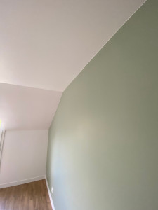 Photo de galerie - Projet 5__Réfection complète de 4 chambres__
Enduits, peintures, électricité, menuiseries, sols.