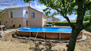Photo de galerie - Piscine semi enterrée 