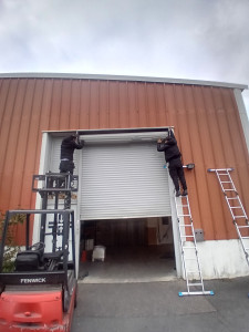 Photo de galerie - Installation et dépannage de rideaux métalliques et volets roulants, 24h/24, 7j/7