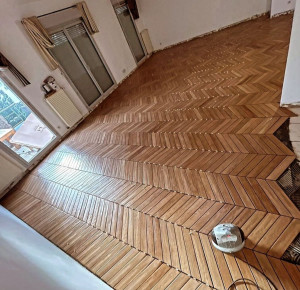 Photo de galerie - Pose de carrelage imitation parquet