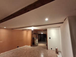 Photo de galerie - Pose de spot et de prise électrique 