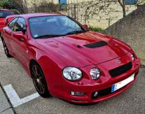 Photo de galerie - Nettoyage et préparation complete en carrosserie avec polissage et pose d'une céramique de protection sur cette Toyota Celica GT4