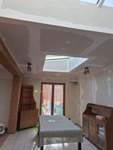 Photo de galerie - Puits de lumière avec placo et isolant 