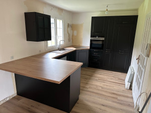 Photo de galerie - Pose complète d’une cuisine