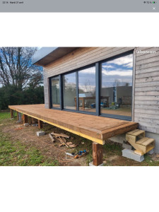 Photo de galerie - Creation d’une terrasse surélevée sur poteau bois