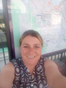 Photo de galerie - Souriante 