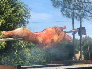 Photo de galerie - Mechoui agneau à la broche 