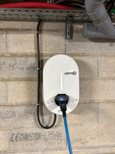 Photo de galerie - Pose de borne rechargeable IRVE pour véhicule électriques