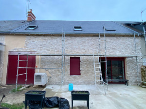 Photo de galerie - Pose de parements sur facade 40m2