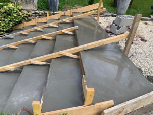 Photo de galerie - “Propose réalisation d’escaliers en béton : conception, coulage et finitions.
