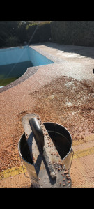 Photo de galerie - En cours de posé moquette de pierre 