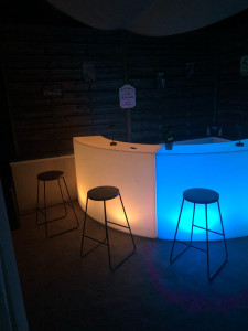 Photo de galerie - Bars lumineux RGB changement de couleurs 