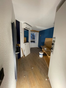 Photo de galerie - Rénovation chambre d’hôtel sol et murs