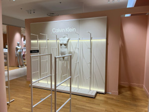 Photo de galerie - Stand de Calvin klein