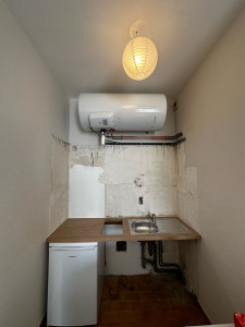 Photo de galerie - Chauffe-eau, évier 