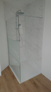 Photo de galerie - Pose de douche complète (receveur, colonne de douche, paroi)