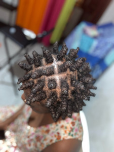 Photo de galerie - Twist/Coiffure sur dreadlocks 