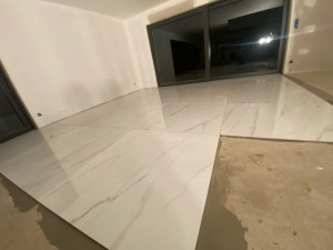 Photo de galerie - Pose d’un 120x120 à la ventouse 