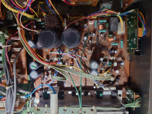 Photo de galerie - Réparation amplificateur Luxman