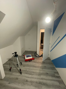 Photo de galerie - Rénovation d'un étage complet ( enduit, peinture, revêtement de sol etc )