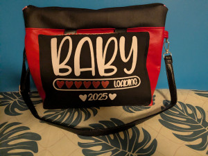 Photo de galerie - Transformation d'un Tee shirt en sac a main 