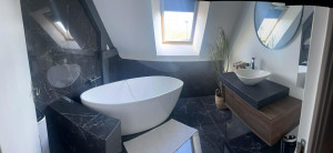 Photo de galerie - Je réalise vos salles de bains.
Pose de sanitaires, faïence et carrelage..
