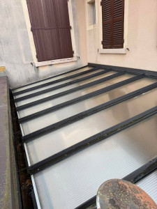 Photo de galerie - Changement de plexiglas 