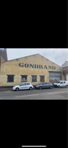 Photo de galerie - Façade avant intervention de notre entreprise et de nos équipes à Tourcoing