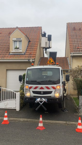 Photo de galerie - Camions Nacelle  pour accès Difficile

