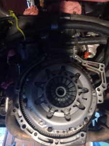 Photo de galerie - Changement embrayage voiture 