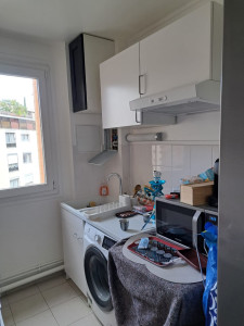 Photo de galerie - Pose de cuisine IKEA Metod : pose deux éléments hauts + hotte