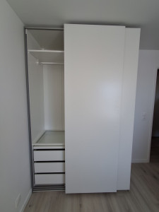 Photo de galerie - Dressing porte coulissante