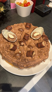 Photo de galerie - Gâteau anniversaire au Nutella et kinder