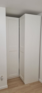 Photo de galerie - Armoire d'angle IKEA 