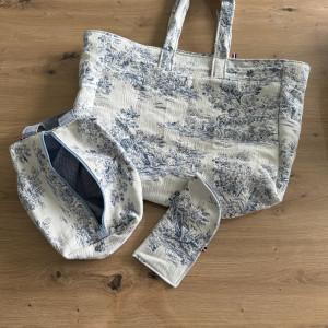 Photo de galerie - Set complet, sac trousse et étui à lunette 