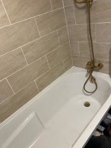 Photo de galerie - Installe d’une colonne de douche et mitigeur 