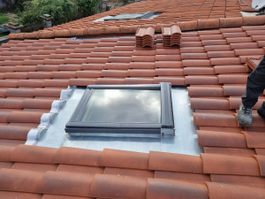 Photo de galerie - Abergement de velux zinc