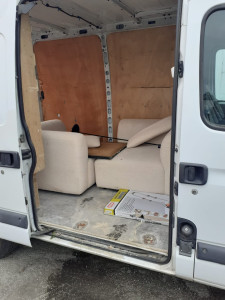 Photo de galerie - Voici l’intérieur du camion 280cm (L)x180cm(l)x190cm(h)