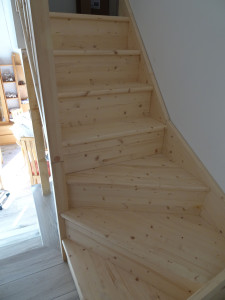 Photo de galerie - Pose d'un escalier 