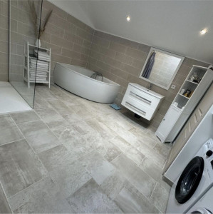 Photo de galerie - Création d'une salle de bain complète 