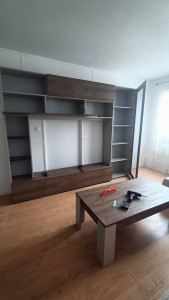 Photo de galerie - Montage des meubles en kit