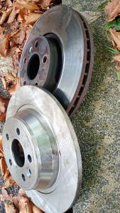 Photo de galerie - Changer les disques de freins, cardan...