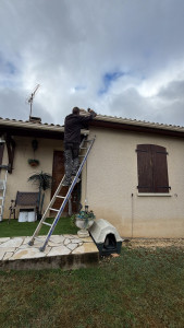 Photo de galerie - Pose de gouttière alu 
