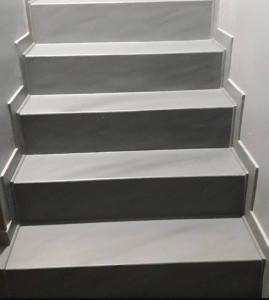 Photo de galerie - Rénovation marche escalier peinture 