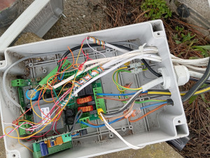 Photo de galerie - Dépannage d'un portail automatique 