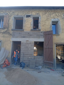 Photo de galerie - Entreprise lor batiment  spécialisée dans les ouverture 